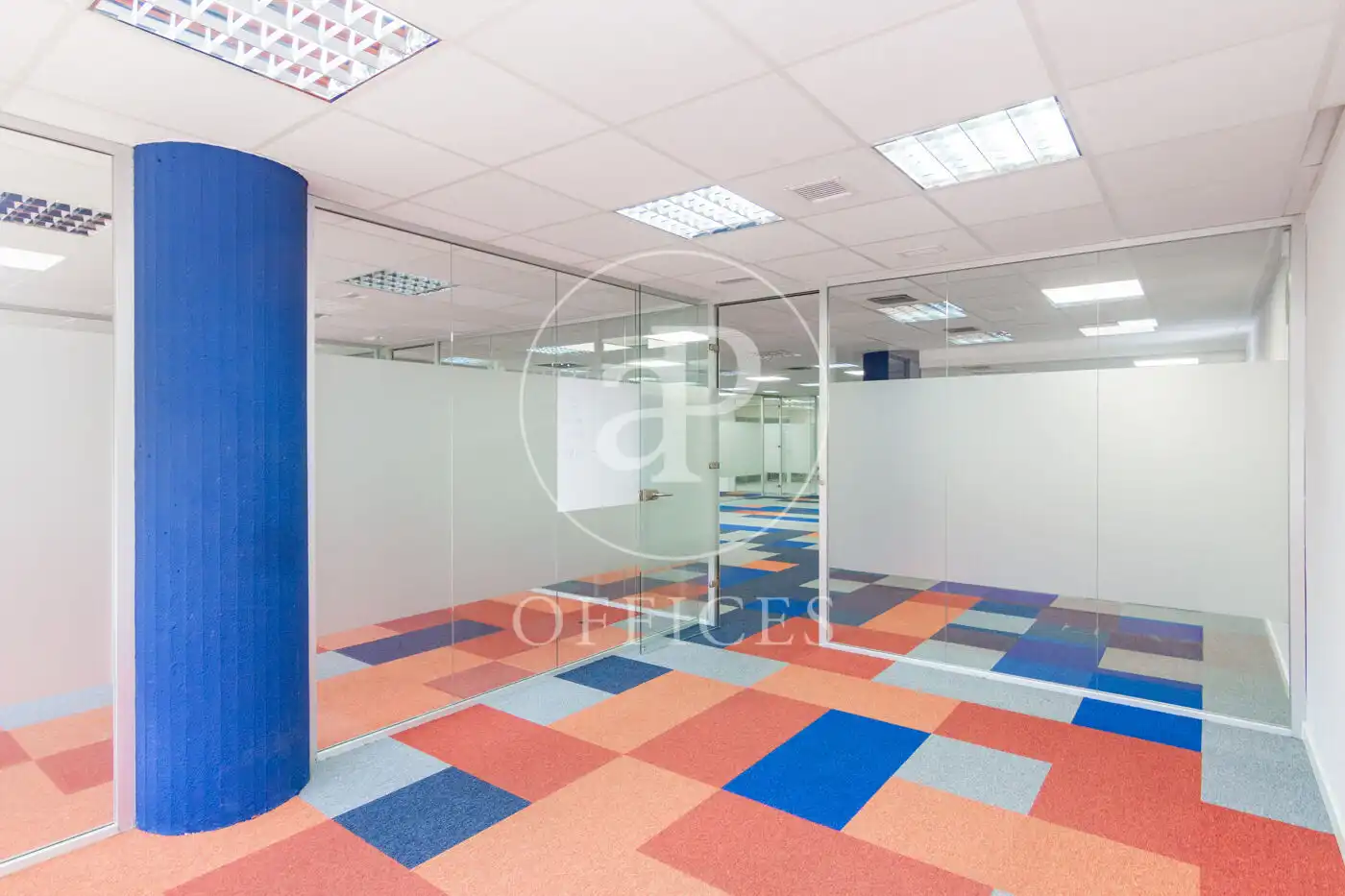 Office for rent in Madrid  with Air Conditioner
