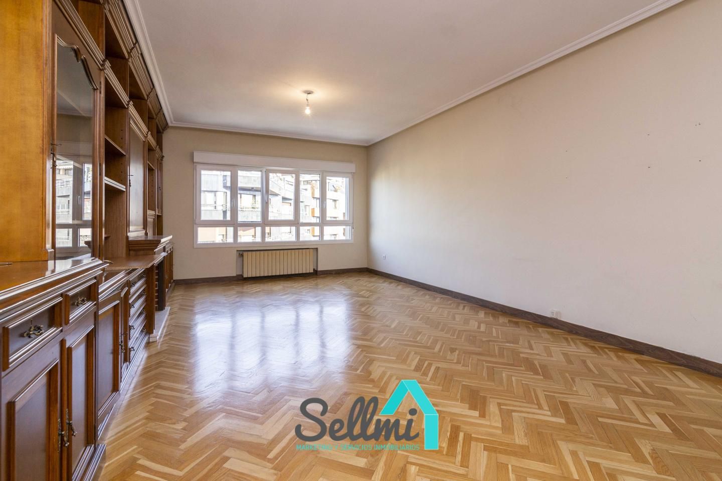 Living room of Duplex for sale in Oviedo   with Heating and Parquet flooring