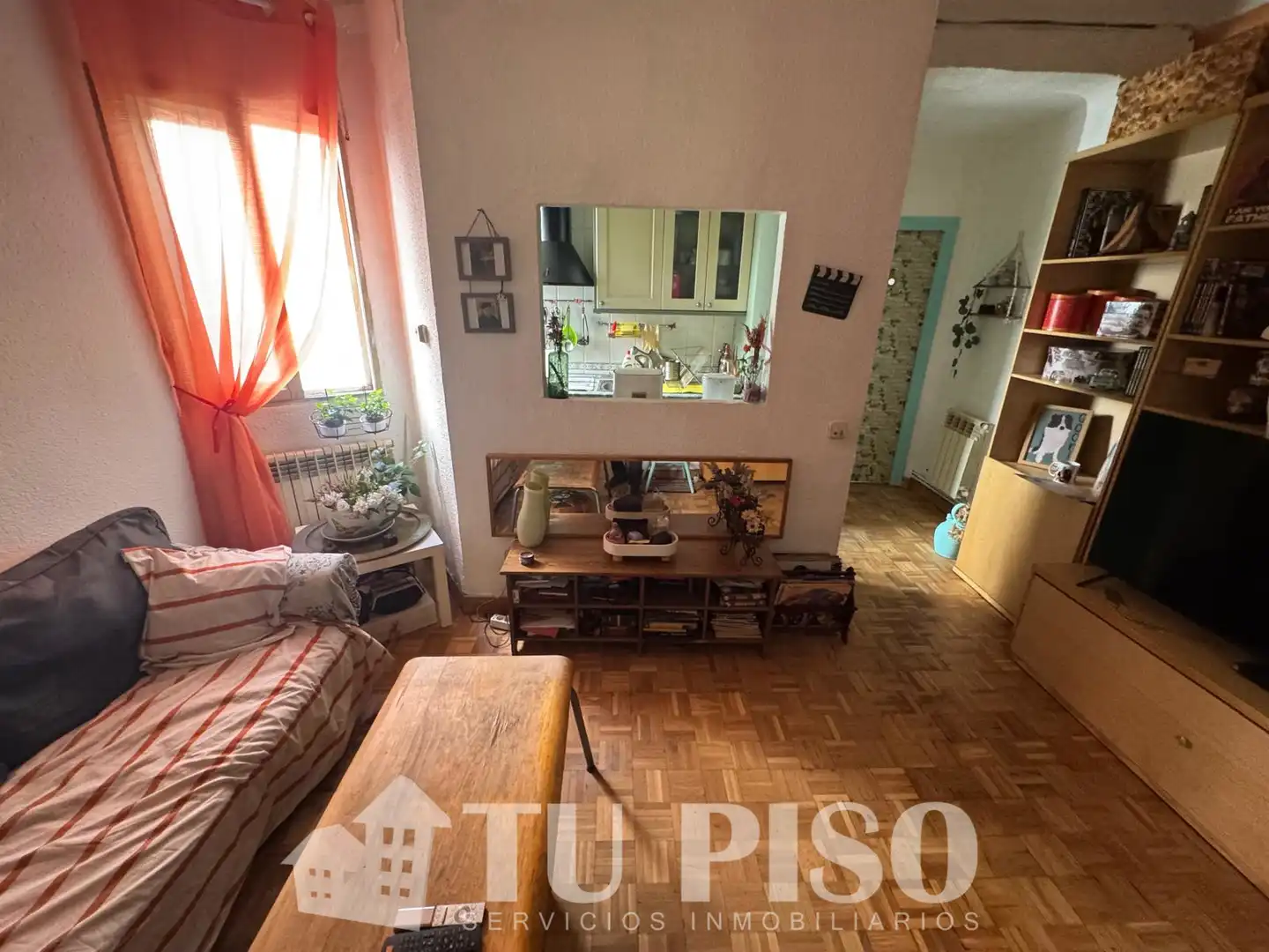 Sala de estar de Piso en venta en Madrid con Calefacción y Amueblado
