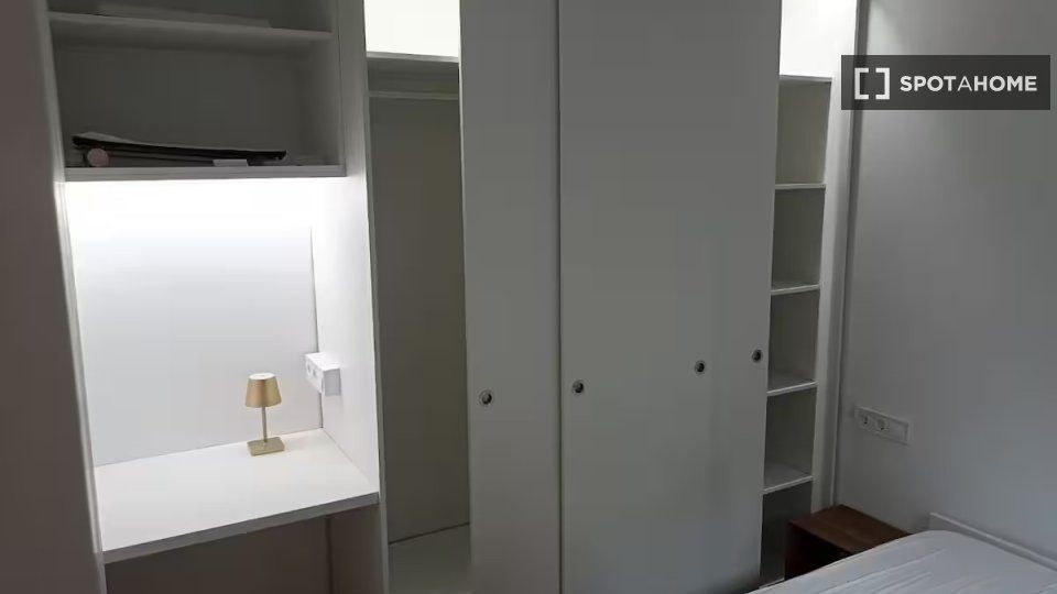 Piso de alquiler en Sants-Badal