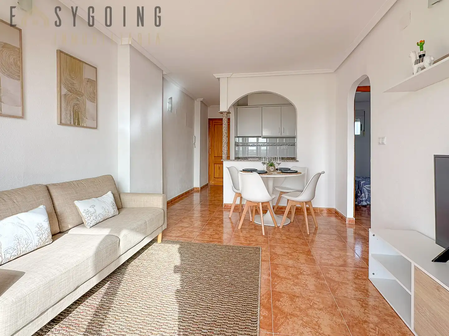Sala de estar de Apartamento en venta en Torrevieja con Terraza y Piscina comunitaria