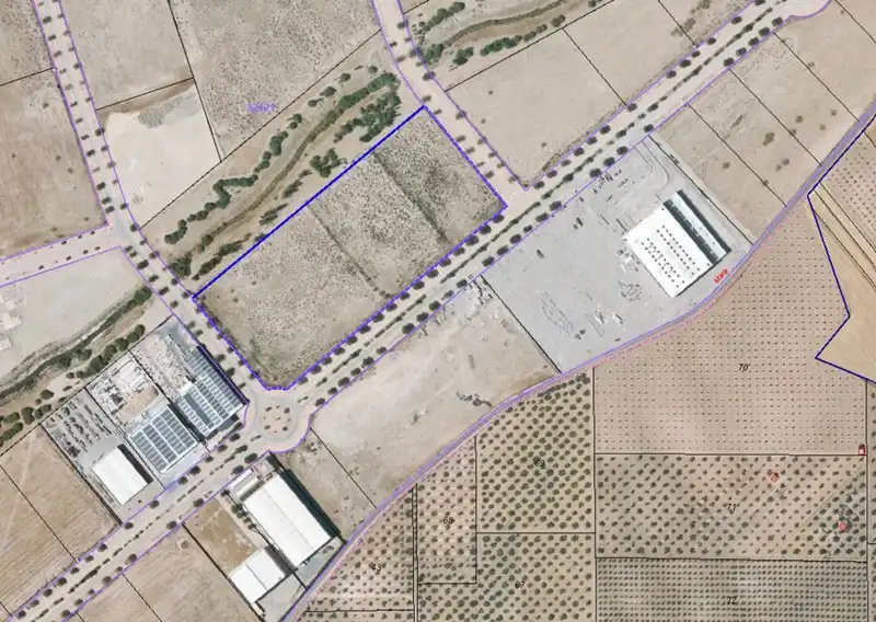 Industriegrundstück zum Verkauf in Avenida Entrecaminos, imagen 6
