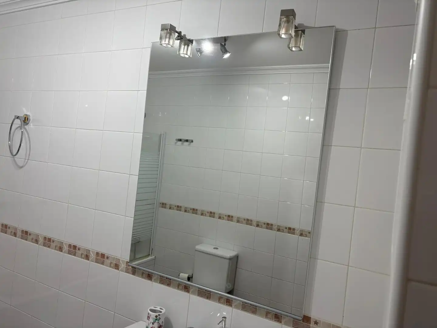 Baño de Casa adosada de alquiler en Algeciras con Terraza, Amueblado y Horno