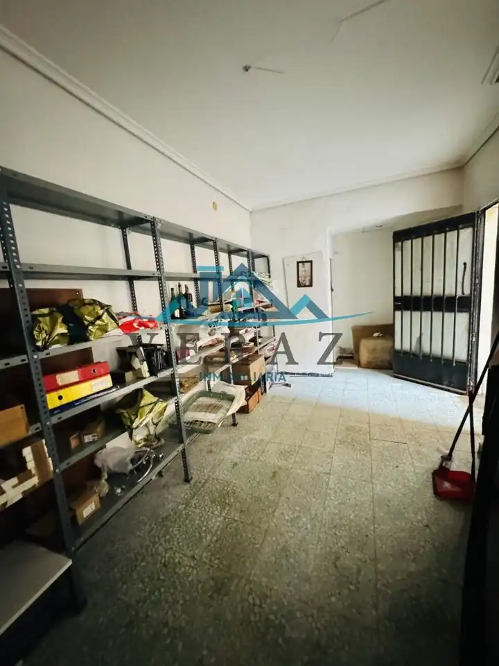 Local comercial en venda a Barrio Nuevo, imagen 4