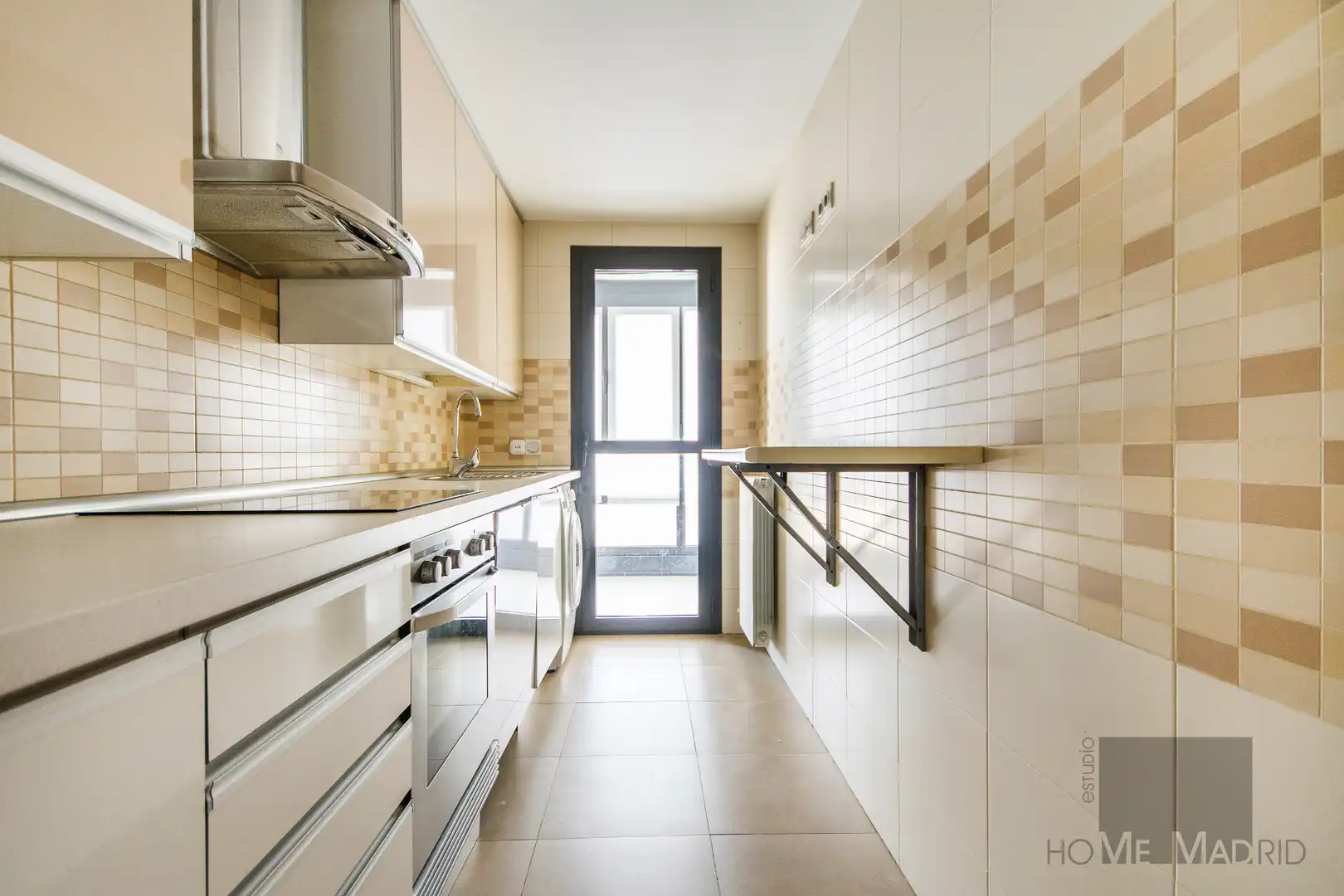 Kitchen of Flat for sale in Madrid  with Air Conditioner, Heating and Storage room