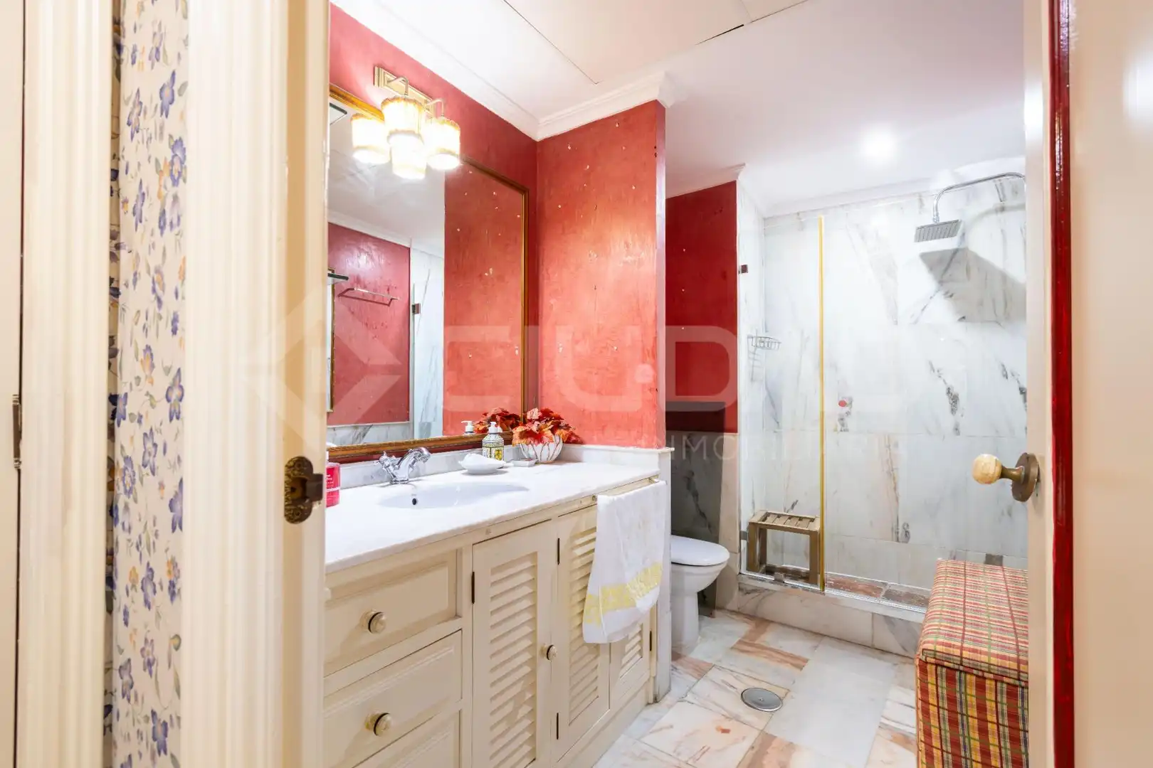 Baño de Piso en venta en Sevilla
