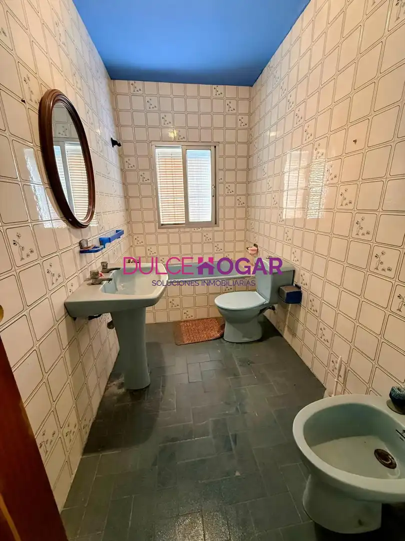 Baño de Casa adosada en venta en Ronda con Terraza, Amueblado y Balcón