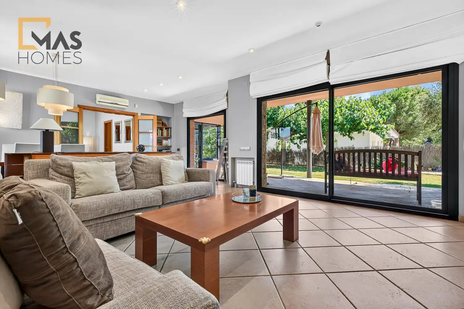 Sala de estar de Casa o chalet en venta en Tarragona con Aire acondicionado, Calefacción y Jardín privado