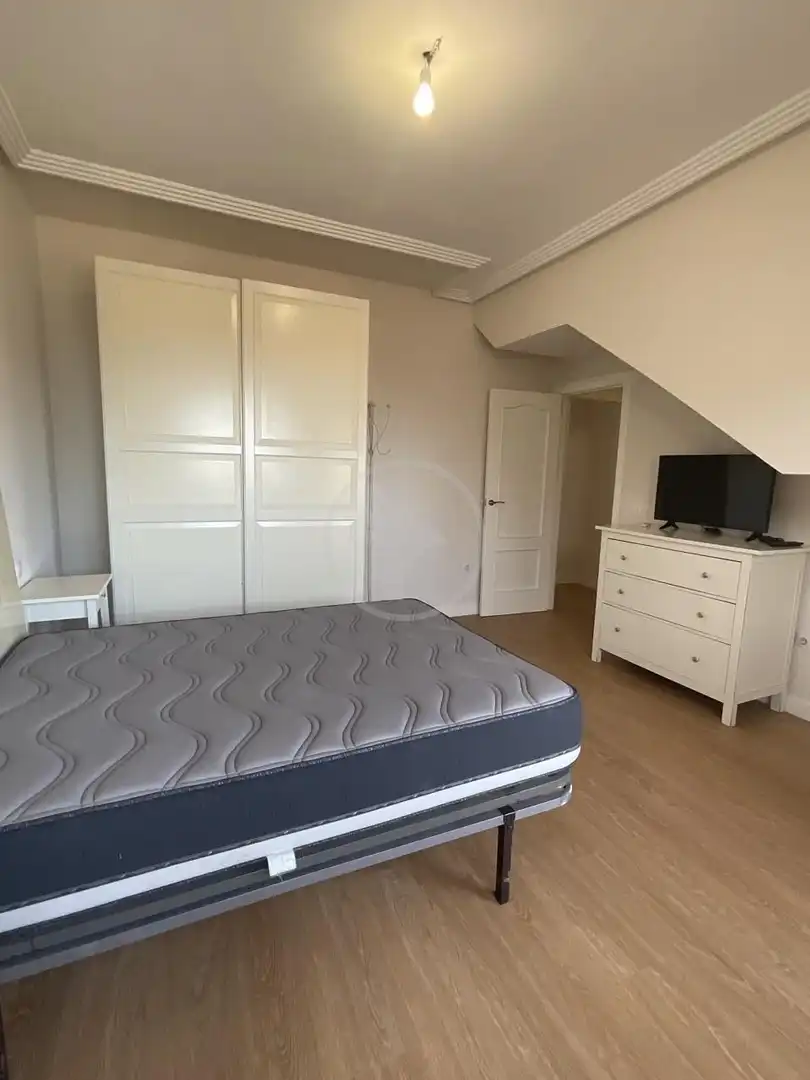 Habitación de Dúplex en venta en Linares con Aire acondicionado