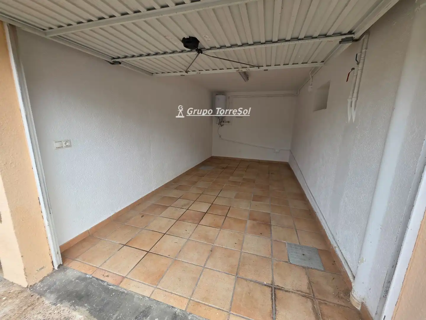 Casa aparellada amb jardí en venda a Figuera, imagen 19