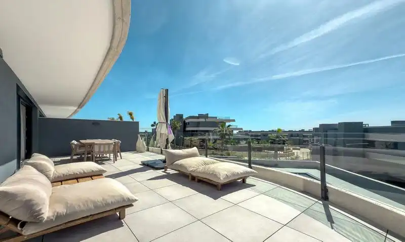 Terraza de Planta baja de alquiler en Estepona con Aire acondicionado, Calefacción y Terraza