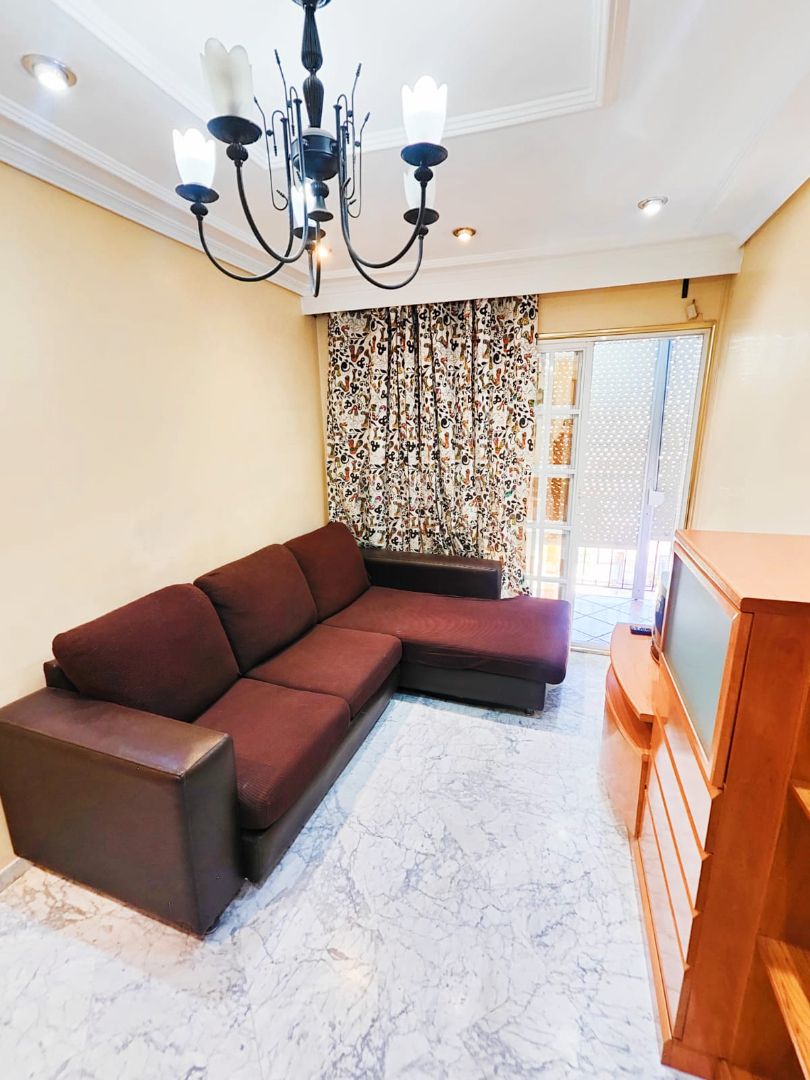 Sala de estar de Piso en venta en  Sevilla Capital con Aire acondicionado y Terraza