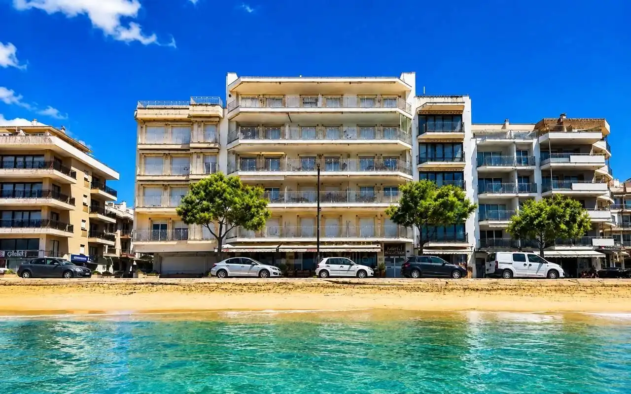 Exterior view of Apartments for sale in Roses  with Air Conditioner and Heating