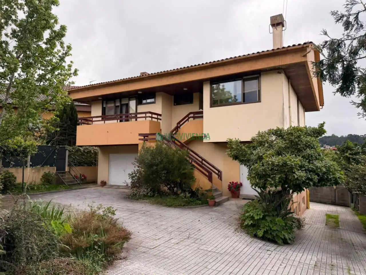 Vista exterior de Casa o chalet en venta en Vigo  con Calefacción, Jardín privado y Terraza