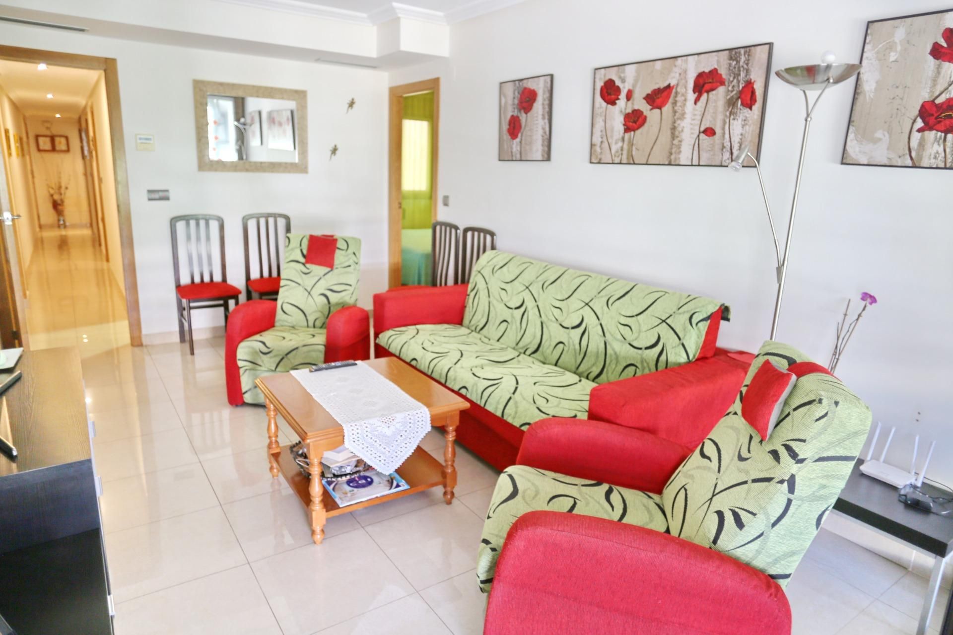 Sala d'estar de Apartament en venda en Guardamar del Segura amb Aire condicionat, Calefacció i Terrassa