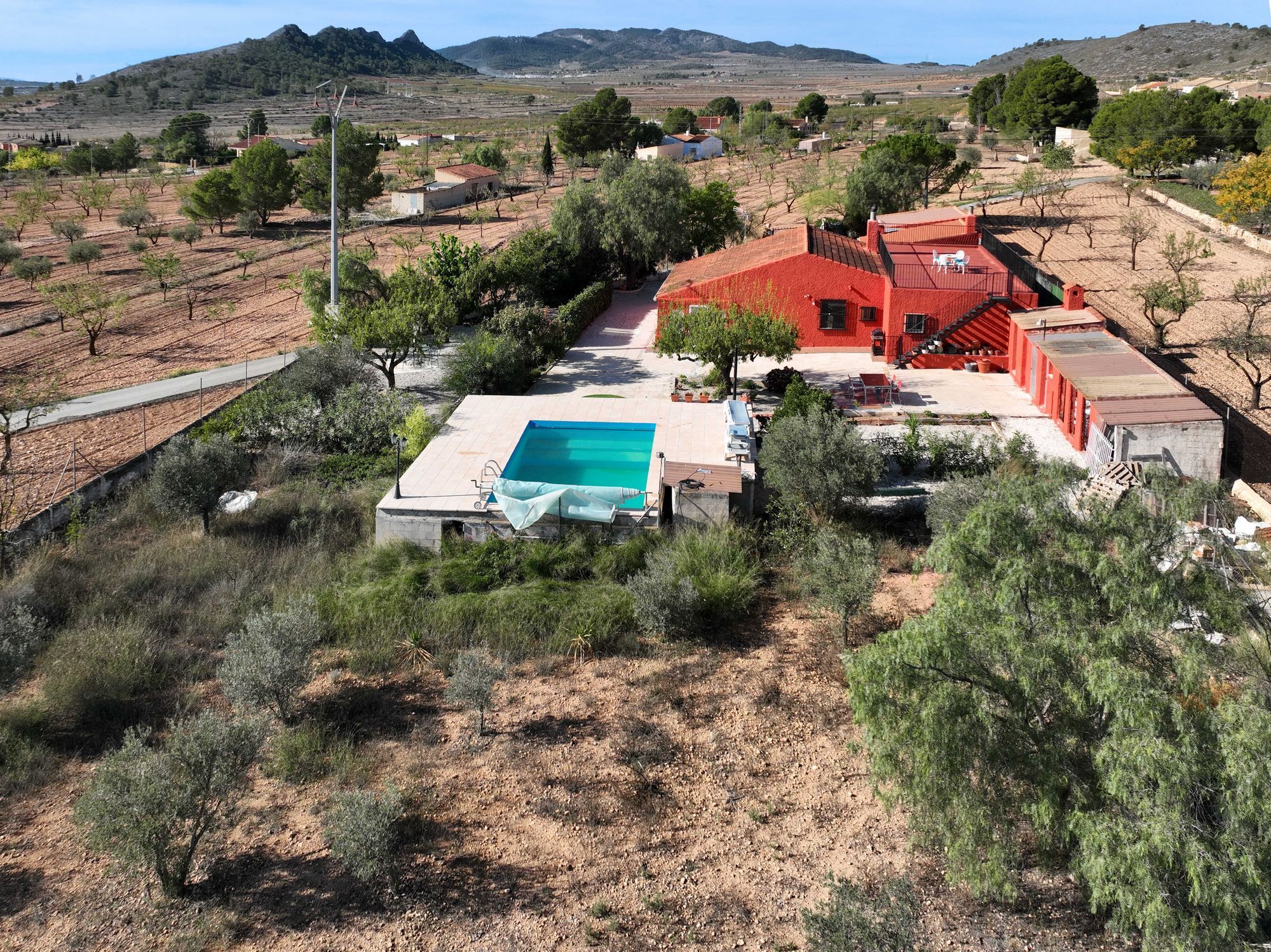 Schwimmbecken von Country house zum verkauf in Algueña mit Terrasse