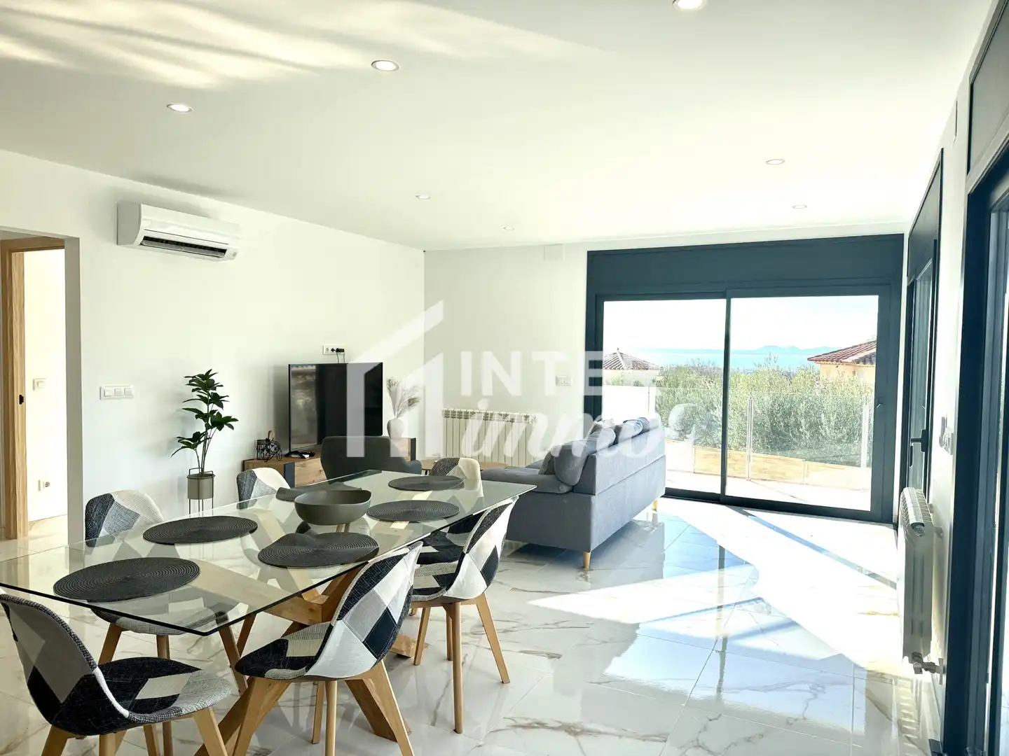 Casa con piscina en venta en Calle Navarra 33, imagen 10
