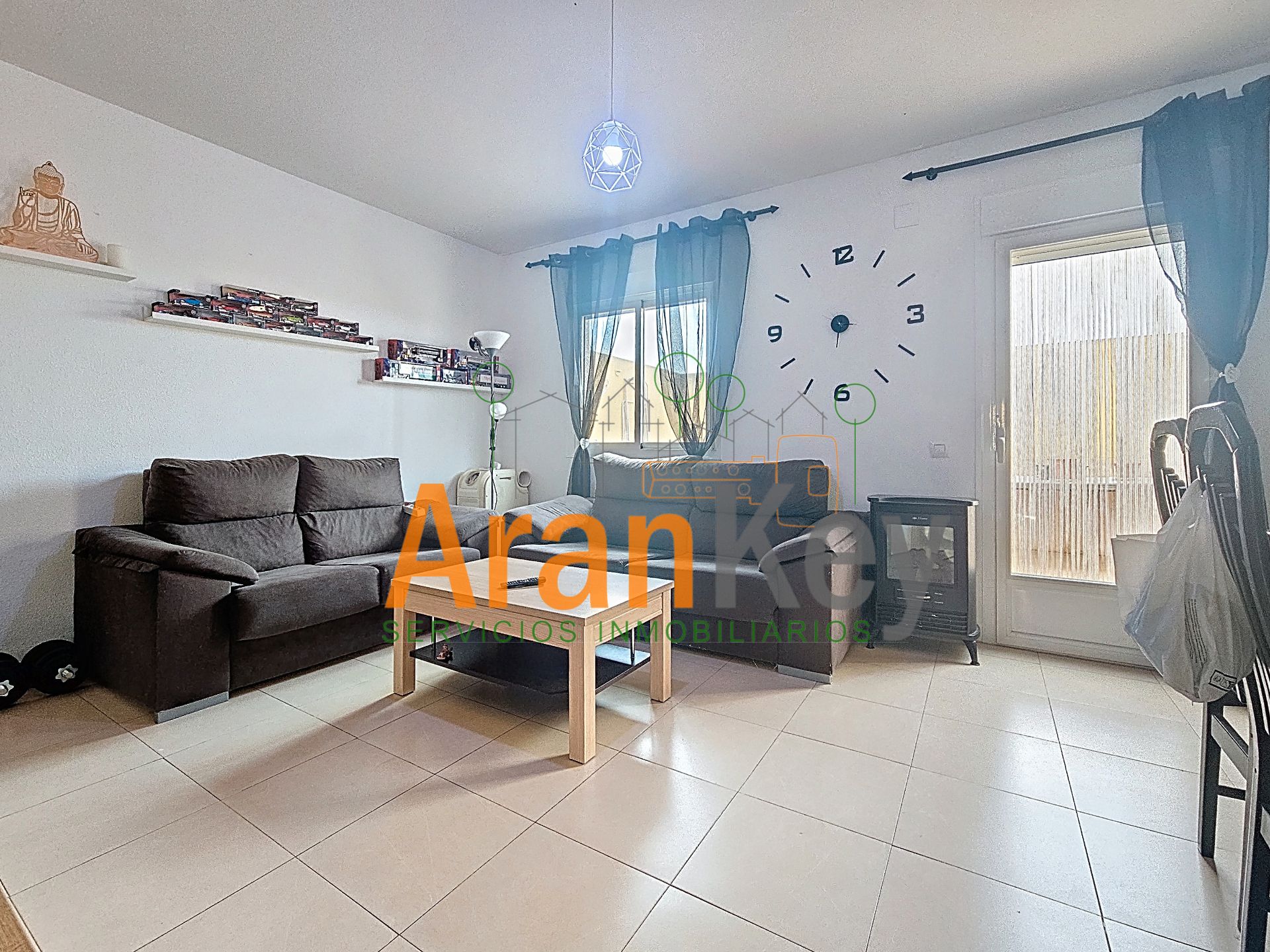 Sala d'estar de Casa o xalet en venda en Huerta de Valdecarábanos amb Calefacció