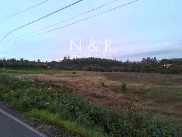 Terreno en Venta en PIÑEIRO DE VILLESTRO en Parroquias de Santiago