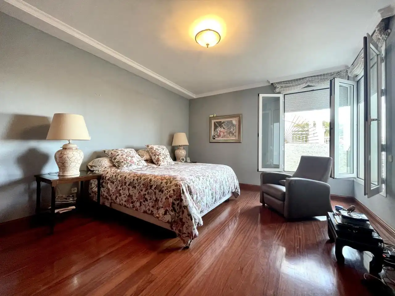 Dormitori de Casa o xalet en venda en Las Palmas de Gran Canaria amb Jardí privat, Terrassa i Piscina