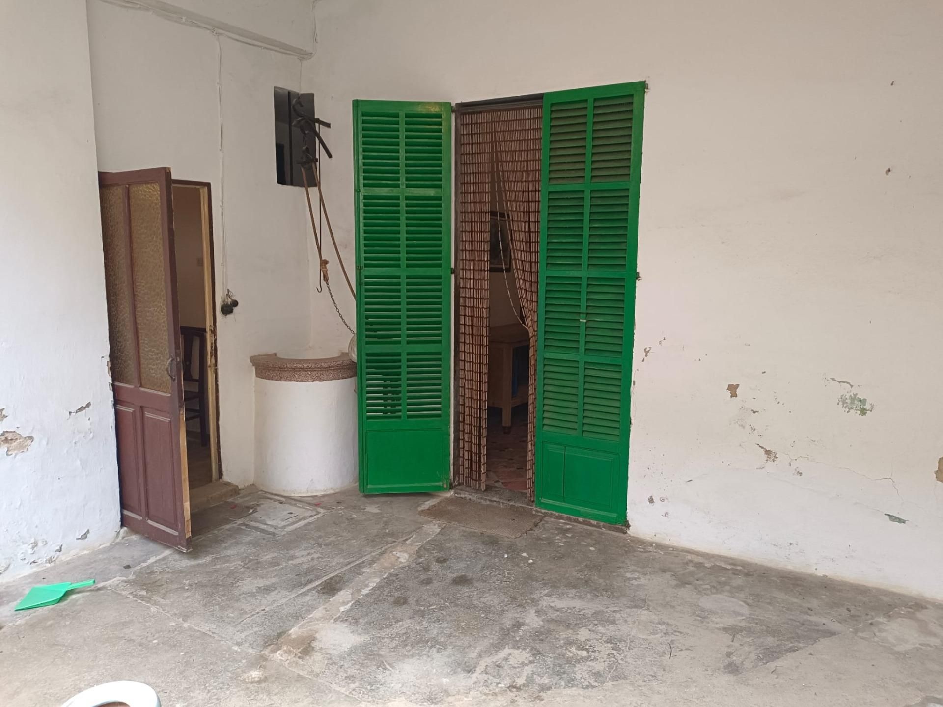 Building for sale in Lloseta