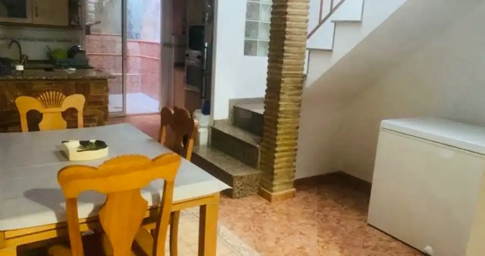 Menjador de Casa adosada en venda en Oliva amb Aire condicionat, Calefacció i Terrassa