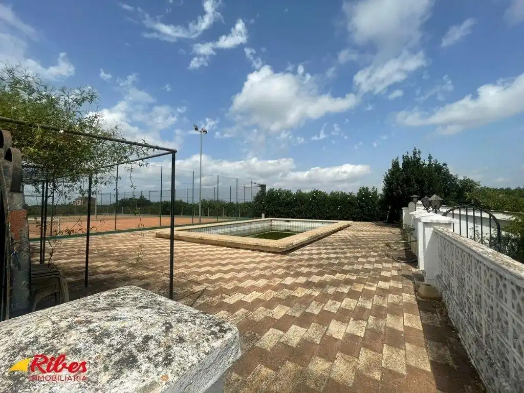 Schwimmbecken von Haus oder Chalet zum Verkauf in Alzira