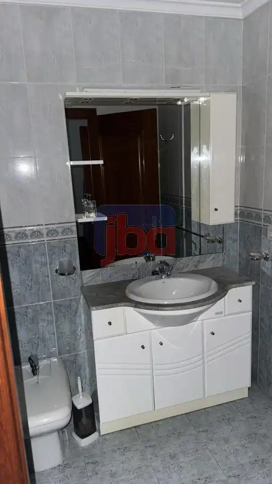 Baño de Piso en venta en Xinzo de Limia con Calefacción, Trastero y Balcón