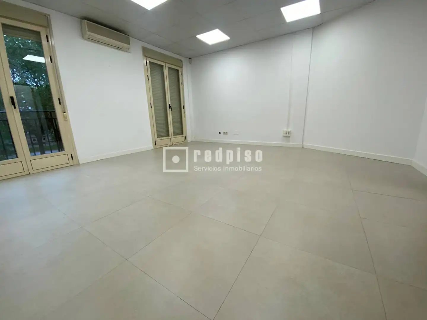 Office for sale in Pinto