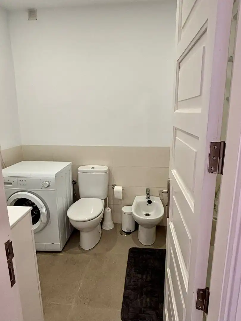 Baño de Piso de alquiler en Arona con Terraza, Trastero y Piscina