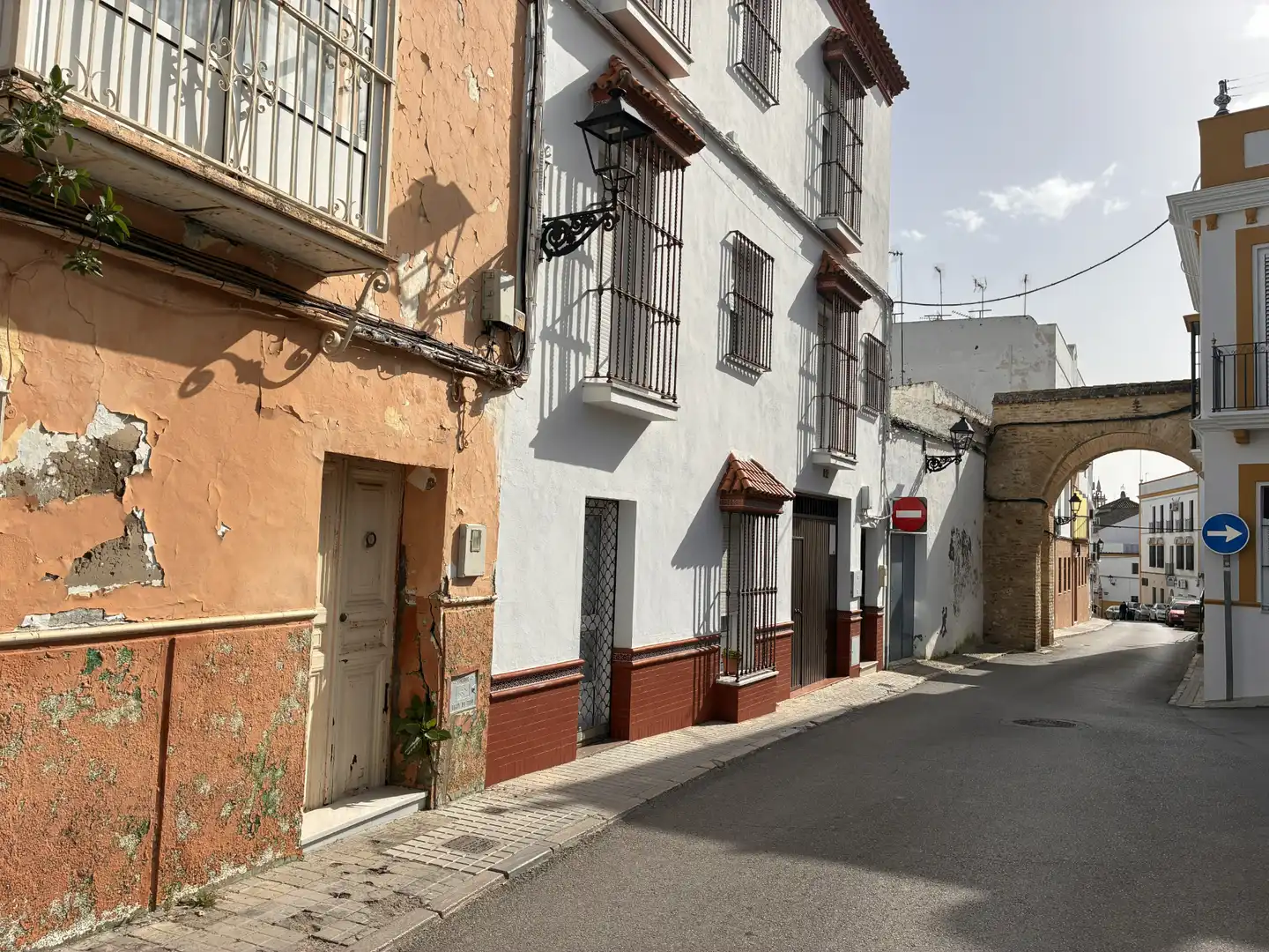 Vista exterior de Casa adosada en venda en Marchena