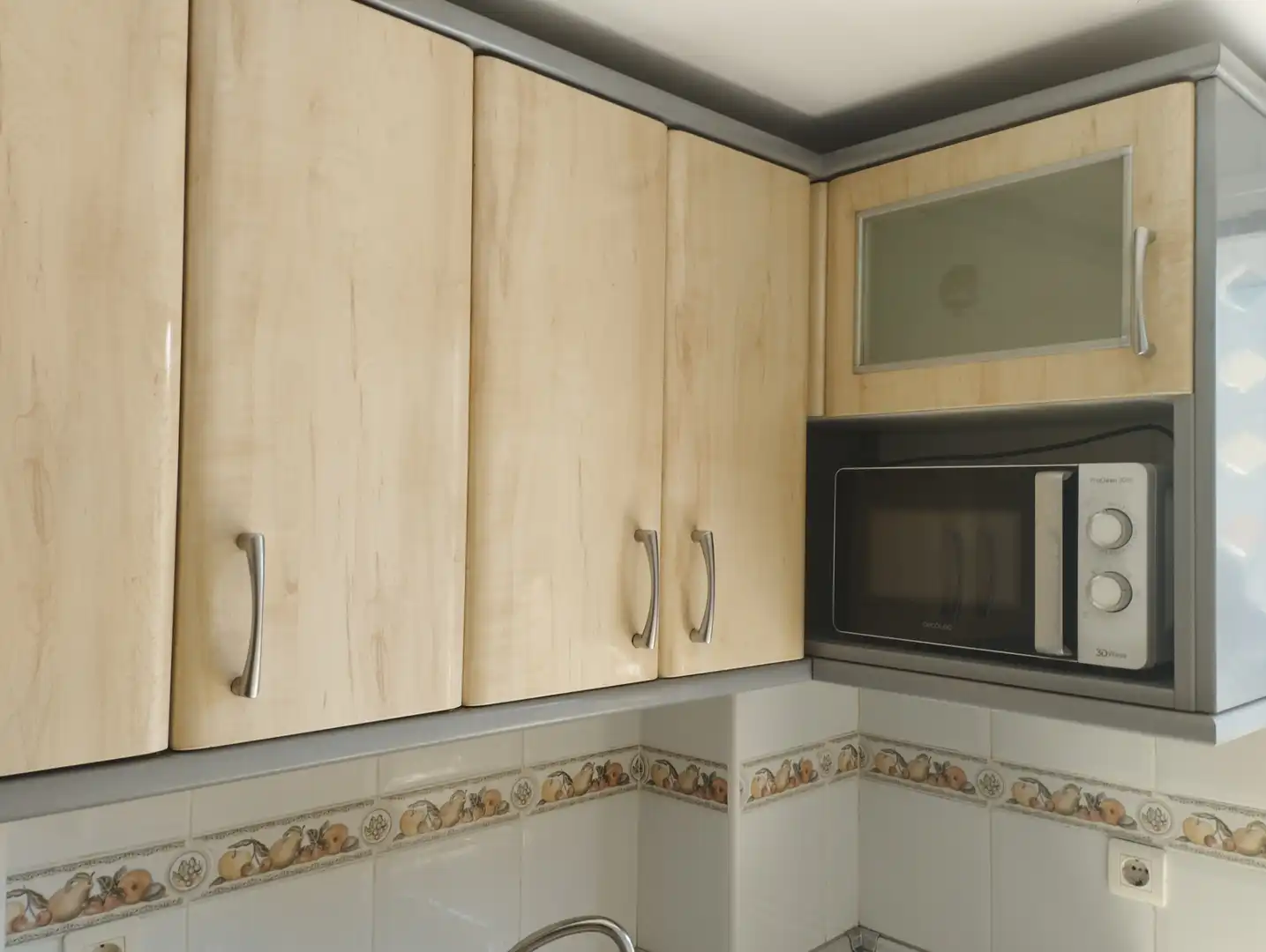 Kitchen of Flat for sale in Zaragoza  with Heating, Parquet flooring and Furnished