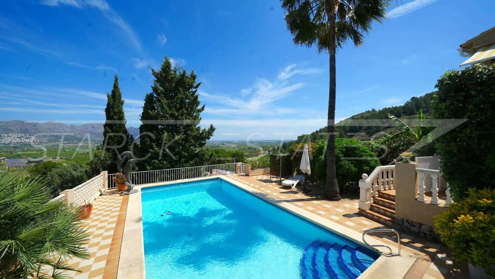 Vista exterior de Casa o xalet en venda en Benidoleig amb Aire condicionat i Piscina