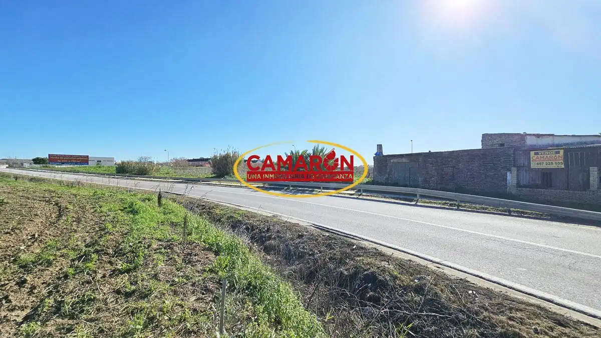Casa rustica in vendita a Coria del Río, imagen 2