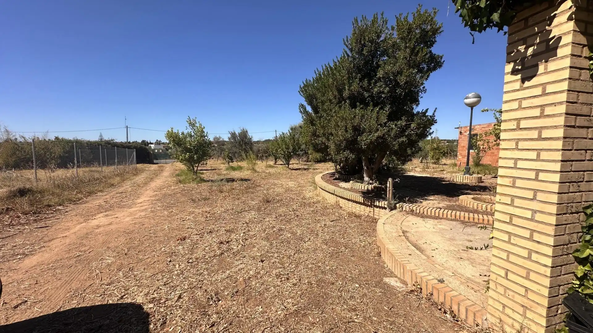 Country homes for sale in Gibraleón