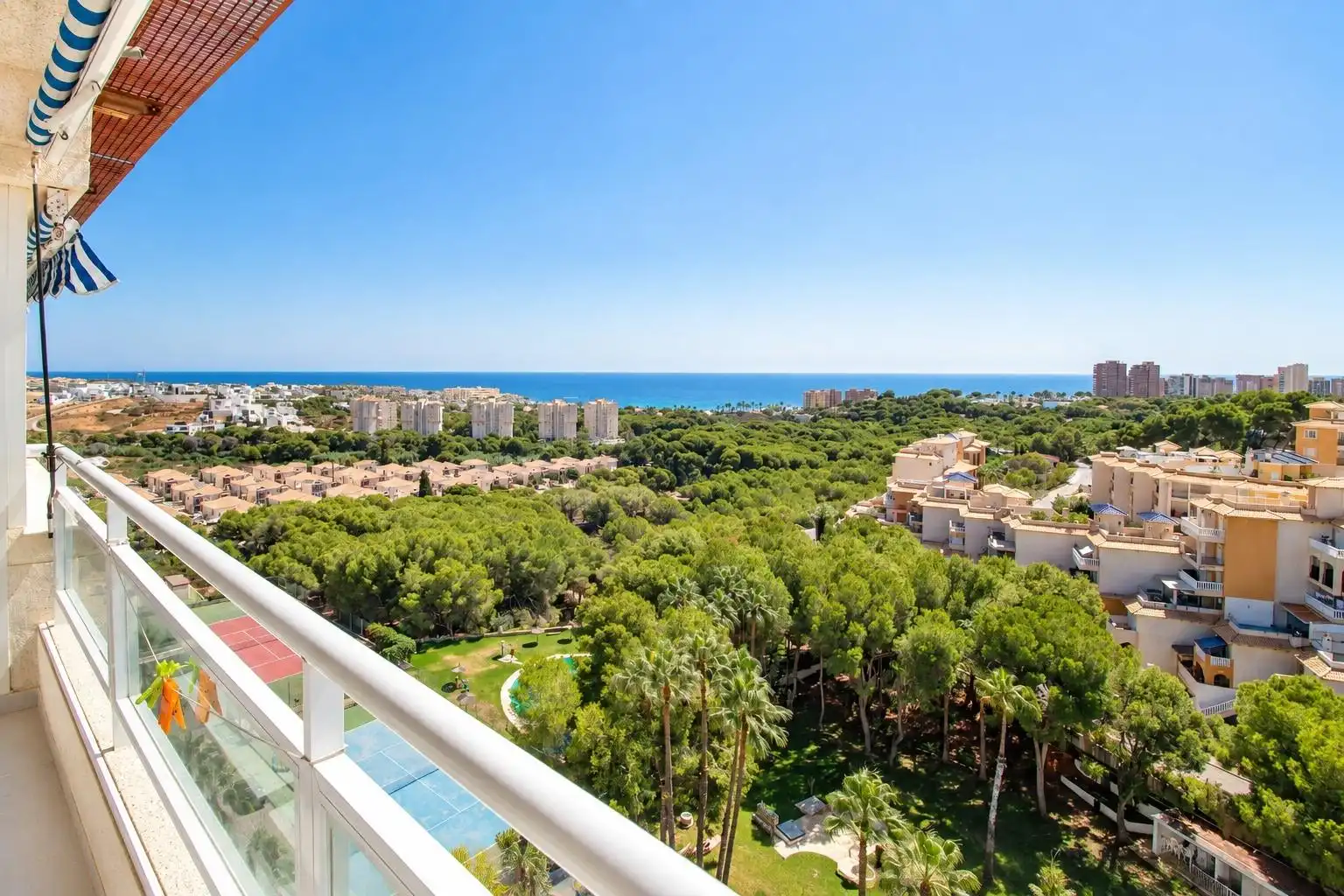 Apartamento con terraza en venta en Orihuela Costa, imagen 17
