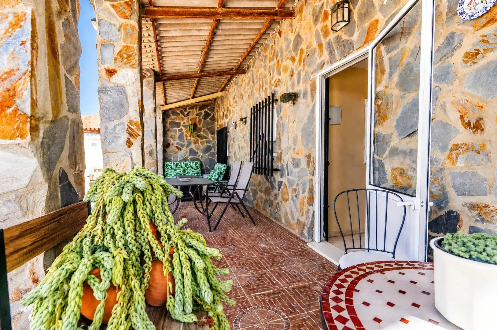 Terrassa de Casa o xalet en venda en Chiclana de la Frontera amb Aire condicionat, Jardí privat i Terrassa