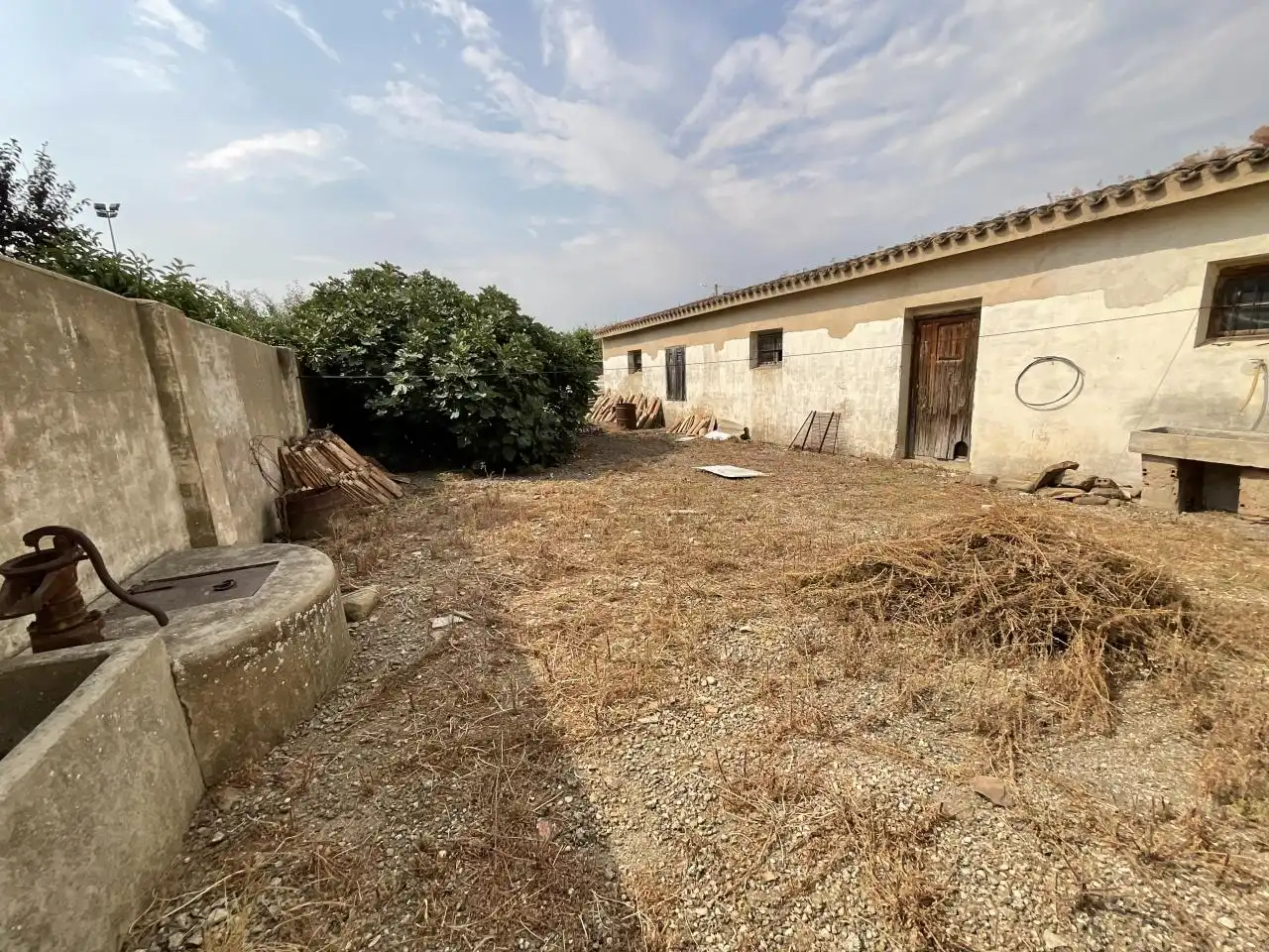 Houses for sale in Castildelgado  with Storage room and Furnished