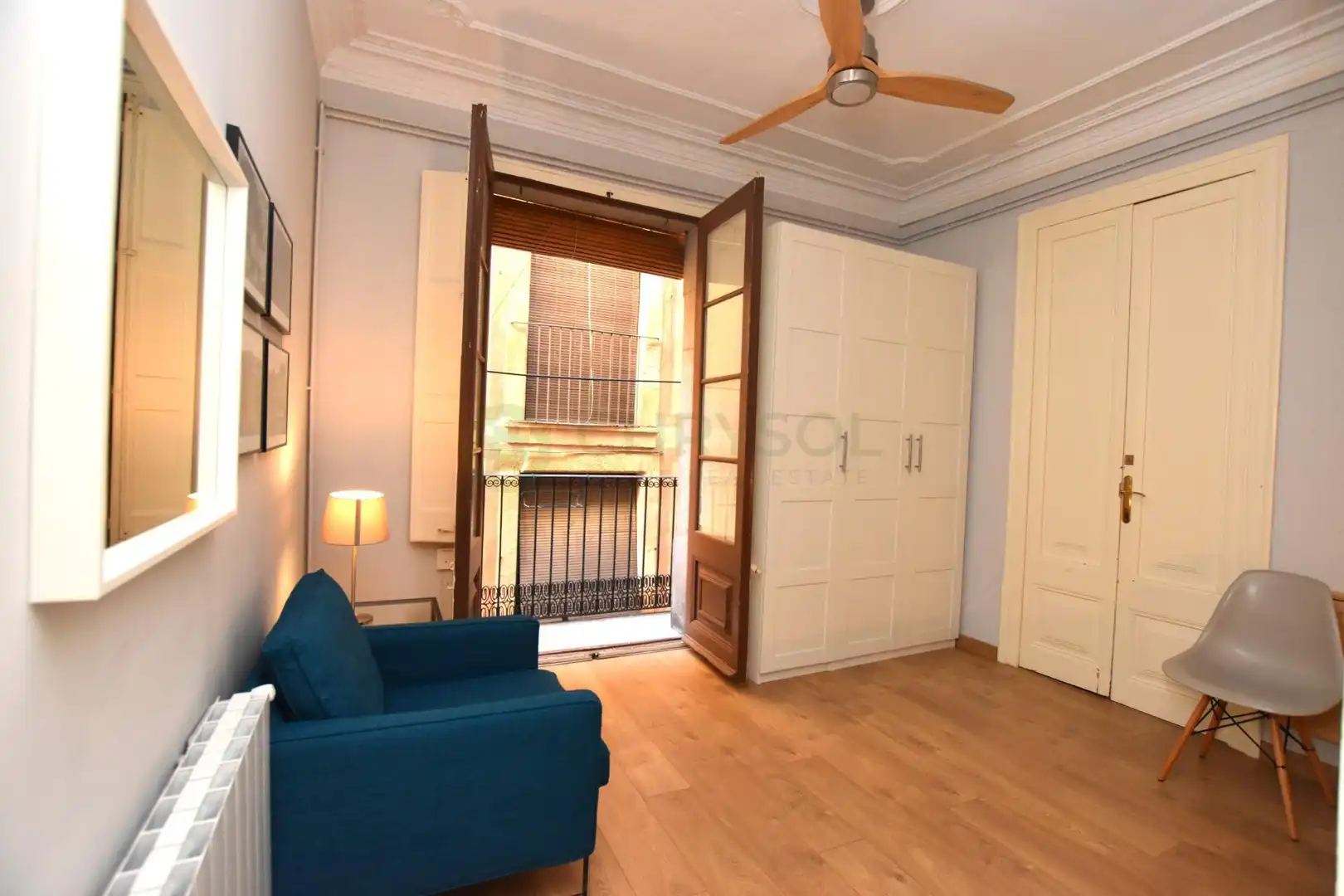 Schlafzimmer von Wohnung zum Verkauf in Barcelona mit Klimaanlage, Heizung und Parkett