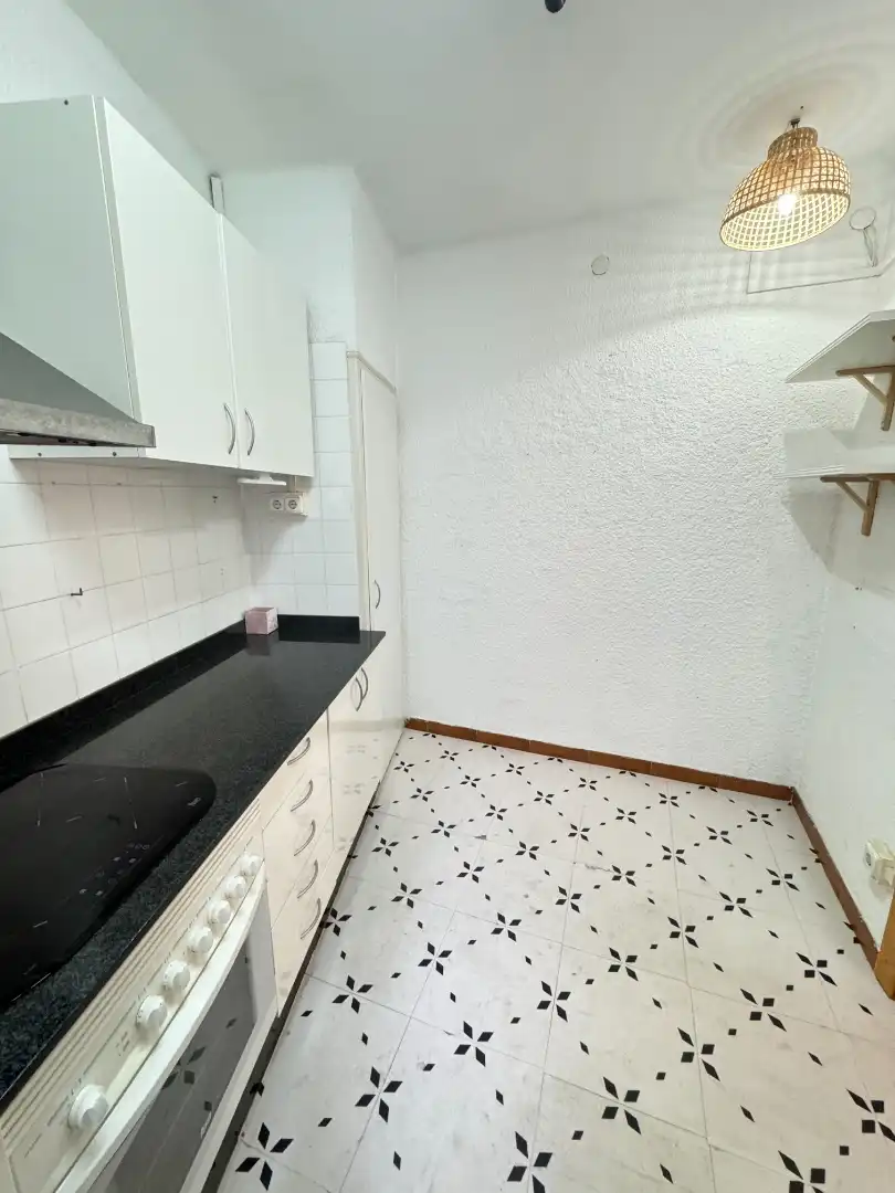 Küche von Wohnung zum Verkauf in Barcelona mit Alarm