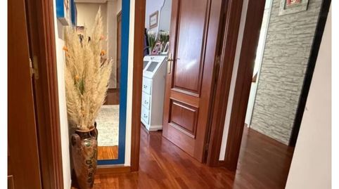 Foto 4 de Piso en venta en Ventiun, Ourense Capital