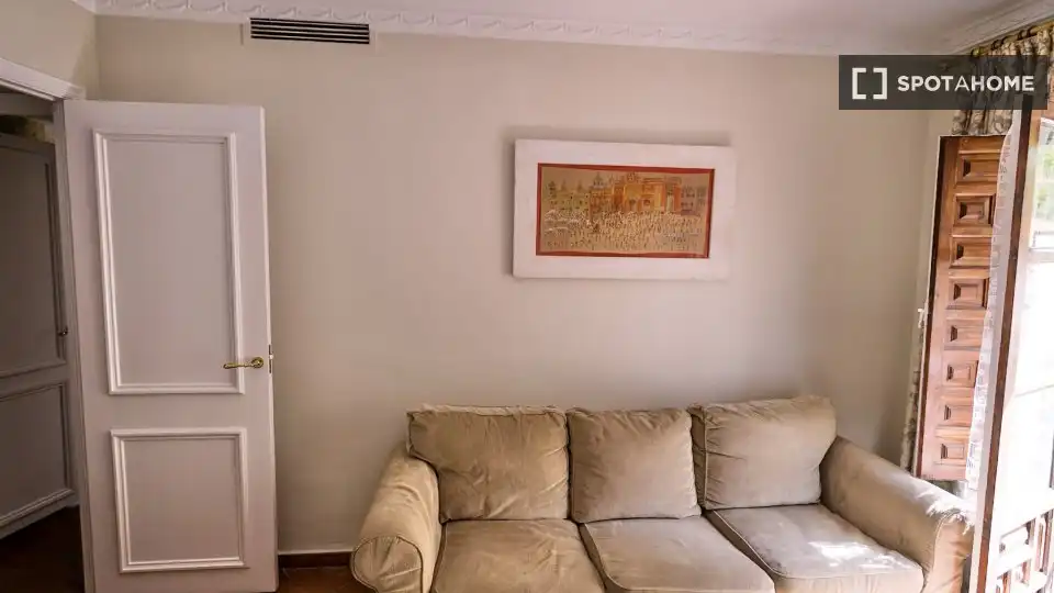 Living room of Apartments for share in Sevilla  with Air Conditioner, Heating and Terrace