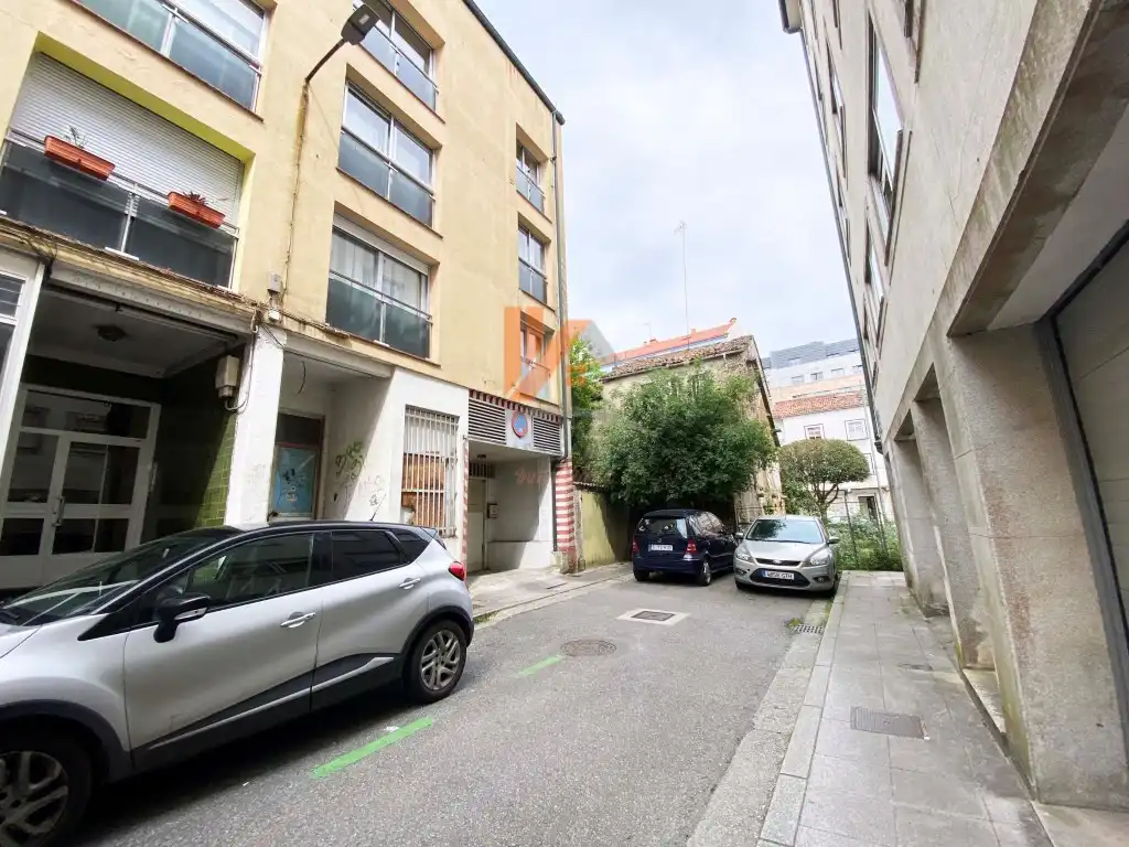 Parking de Apartamento en venta en Santiago de Compostela 