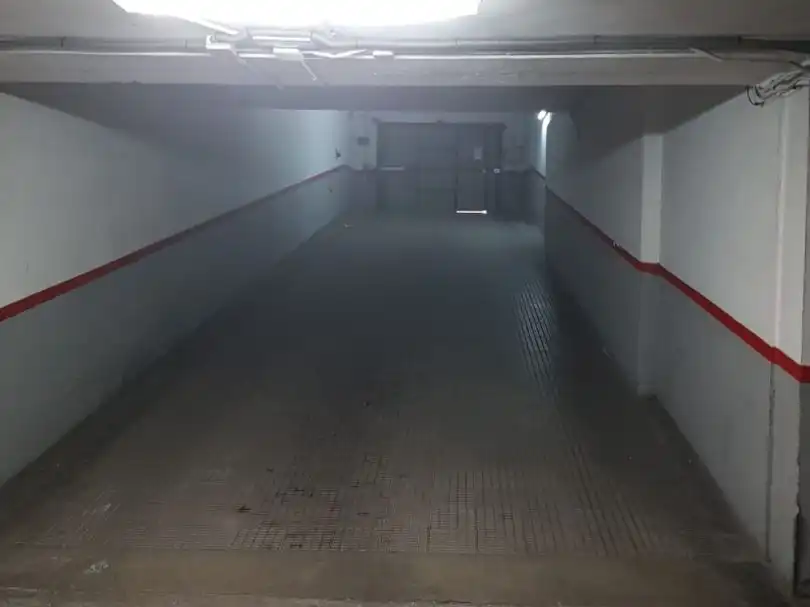 Garage zur Miete in Valladolid