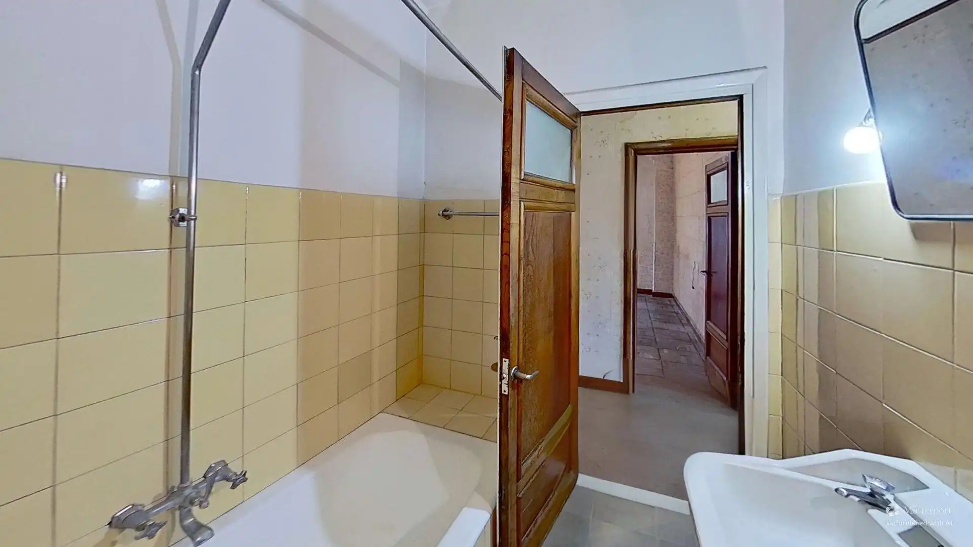 Baño de Piso en venta en Oviedo  con Calefacción