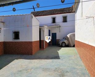 Vista exterior de Casa adosada en venda en Humilladero amb Traster