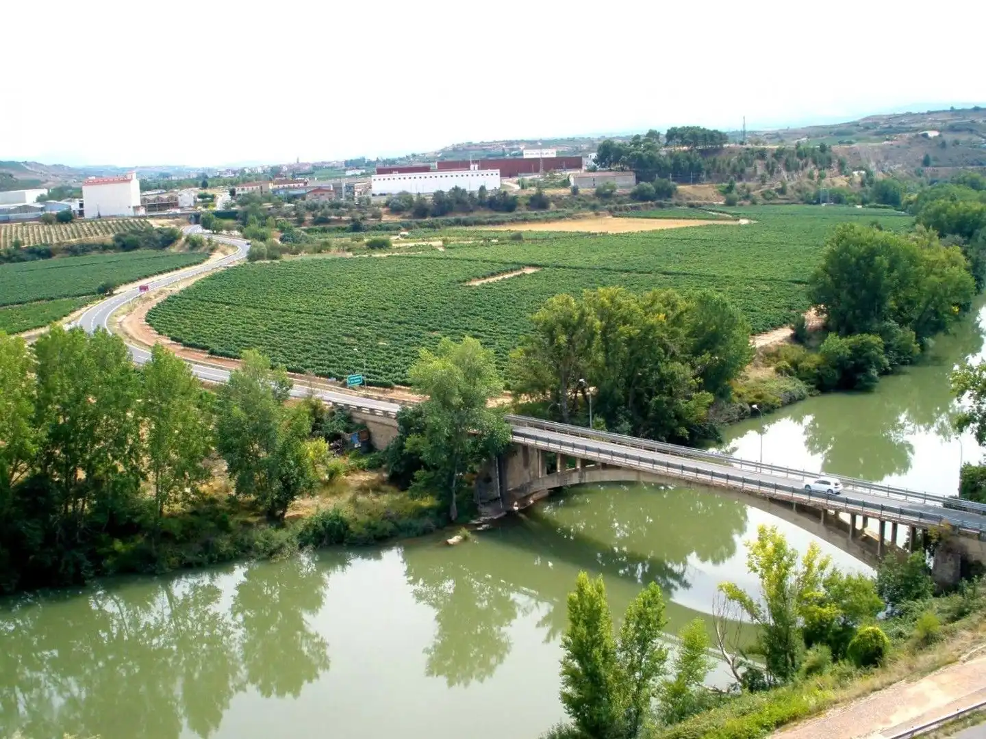 Vista exterior de Casa o chalet en venta en Lapuebla de Labarca con Trastero