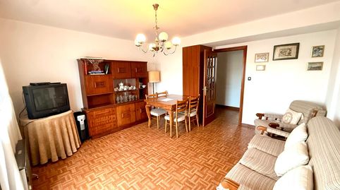 Foto 2 de Piso en venta en Avenida Santiago (de), A Ponte, Ourense Capital