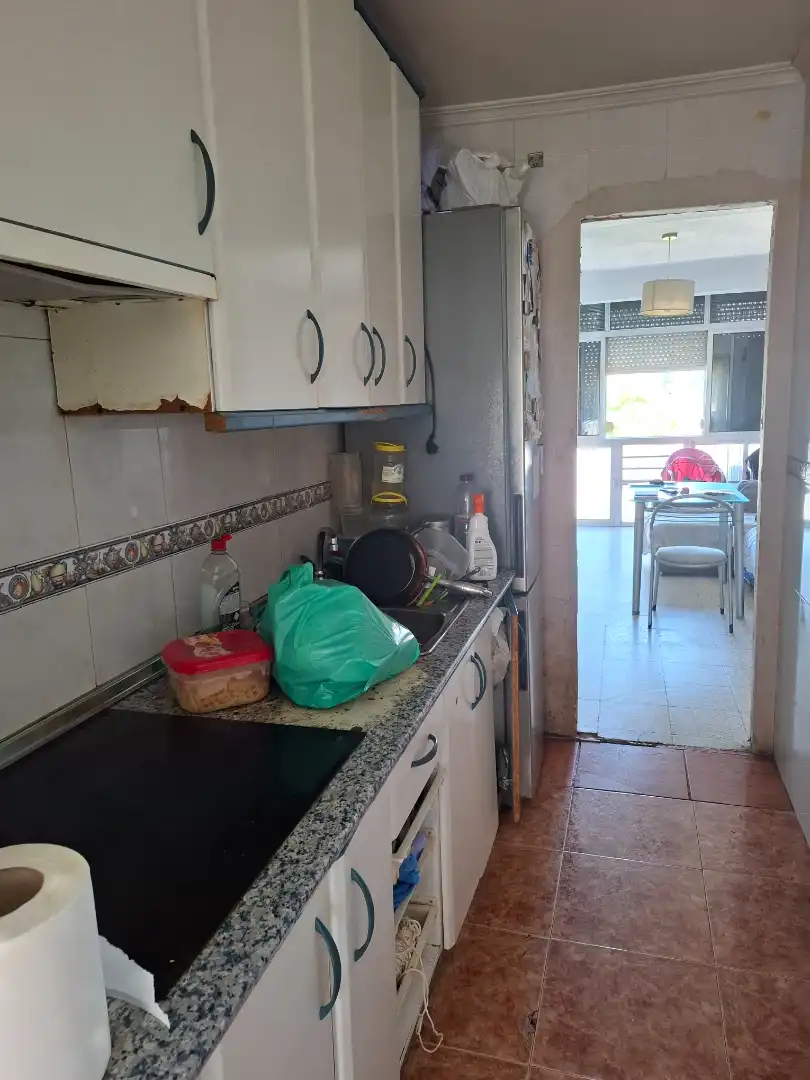 Cuina de Pis en venda en Sevilla amb Moblat