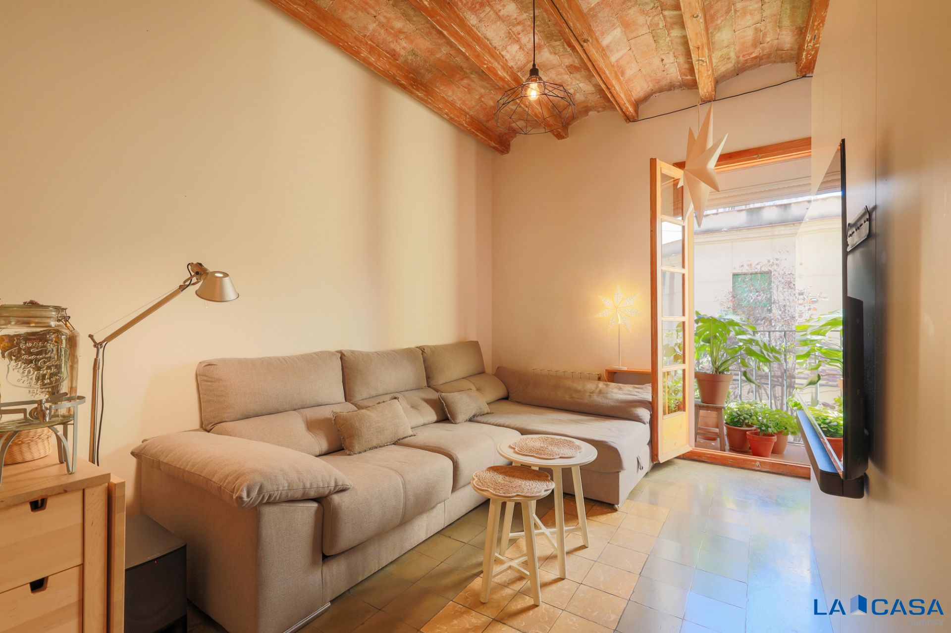 Living room of Flat for sale in  Barcelona Capital  with Air Conditioner, Heating and Oven